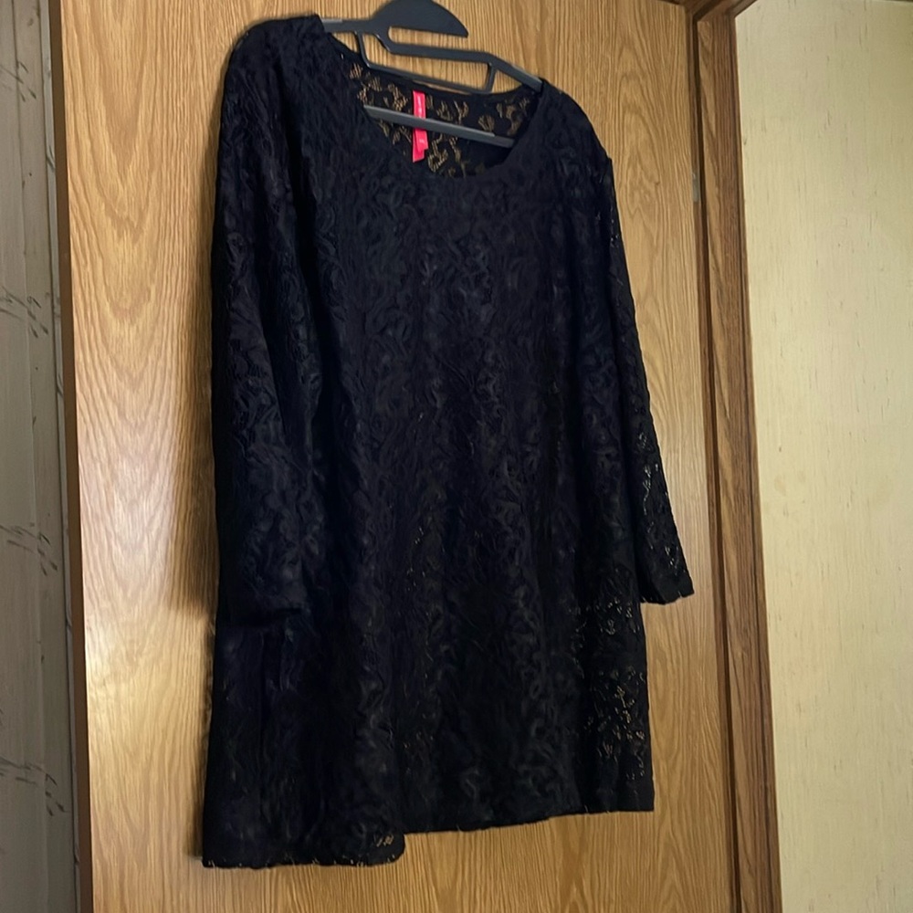 Stretch lace shirt